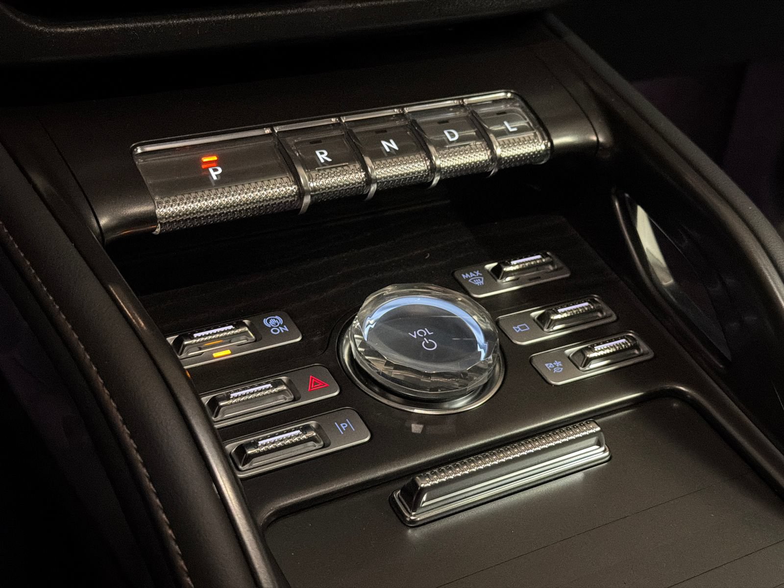 New 2026 Lincoln Nautilus Reserve AWD/4WD image 26