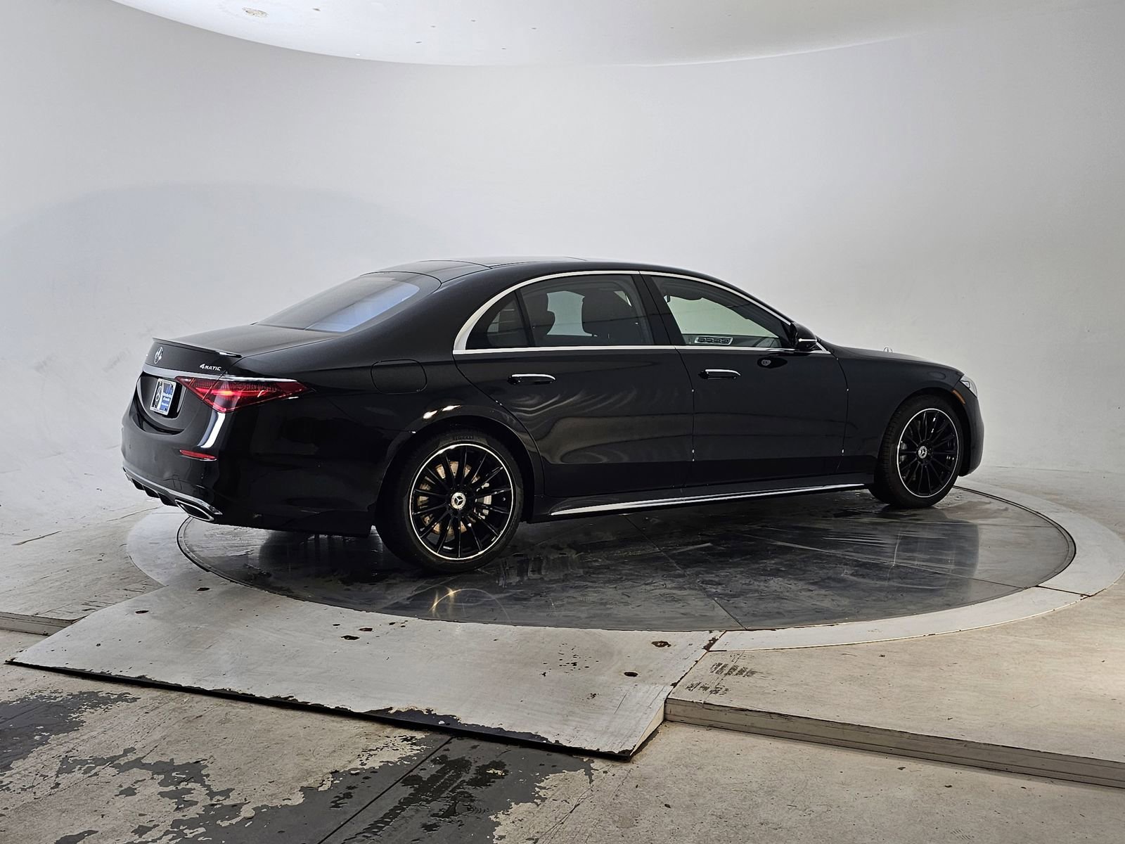 New 2026 Mercedes-Benz S 580 4MATIC Sedan image 2
