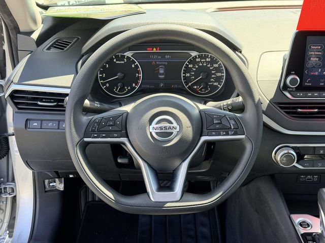 Used 2022 Nissan Altima 2.5 SV FWD image 18
