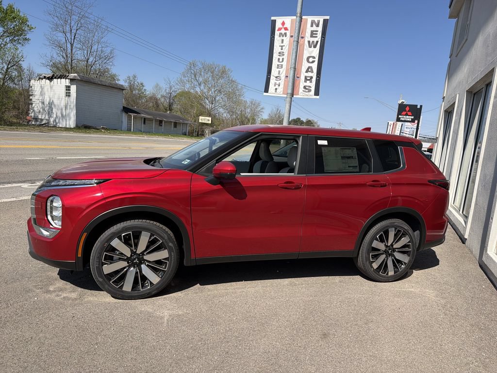 New 2026 Mitsubishi Outlander SE AWD/4WD image 8