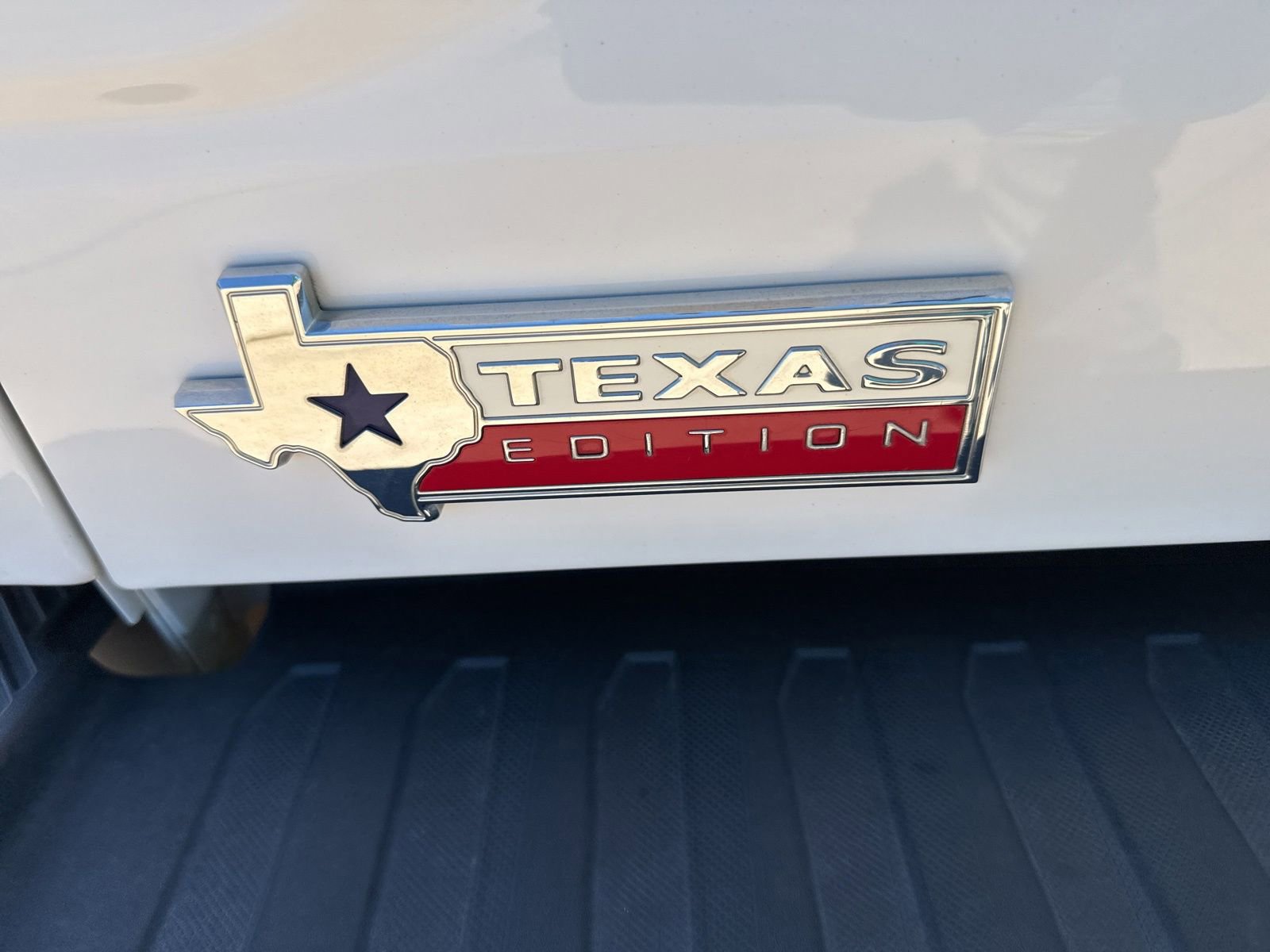 Used 2016 Ford F150 XLT w/ Equipment Group 302A Luxury image 10