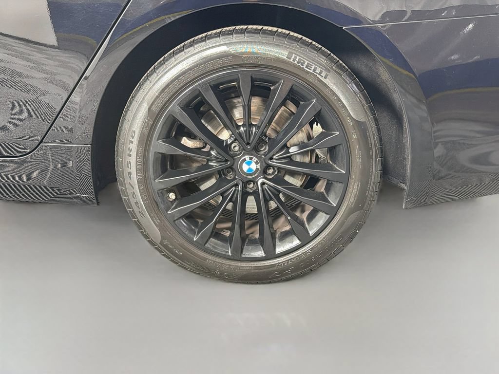 Used 2023 BMW 530i xDrive w/ Premium Package AWD/4WD image 32