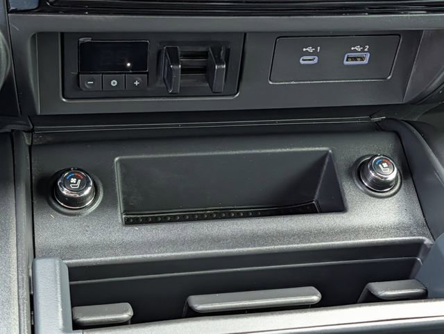 Used 2023 Nissan Titan PRO-4X w/ Pro-4x Convenience Package image 14