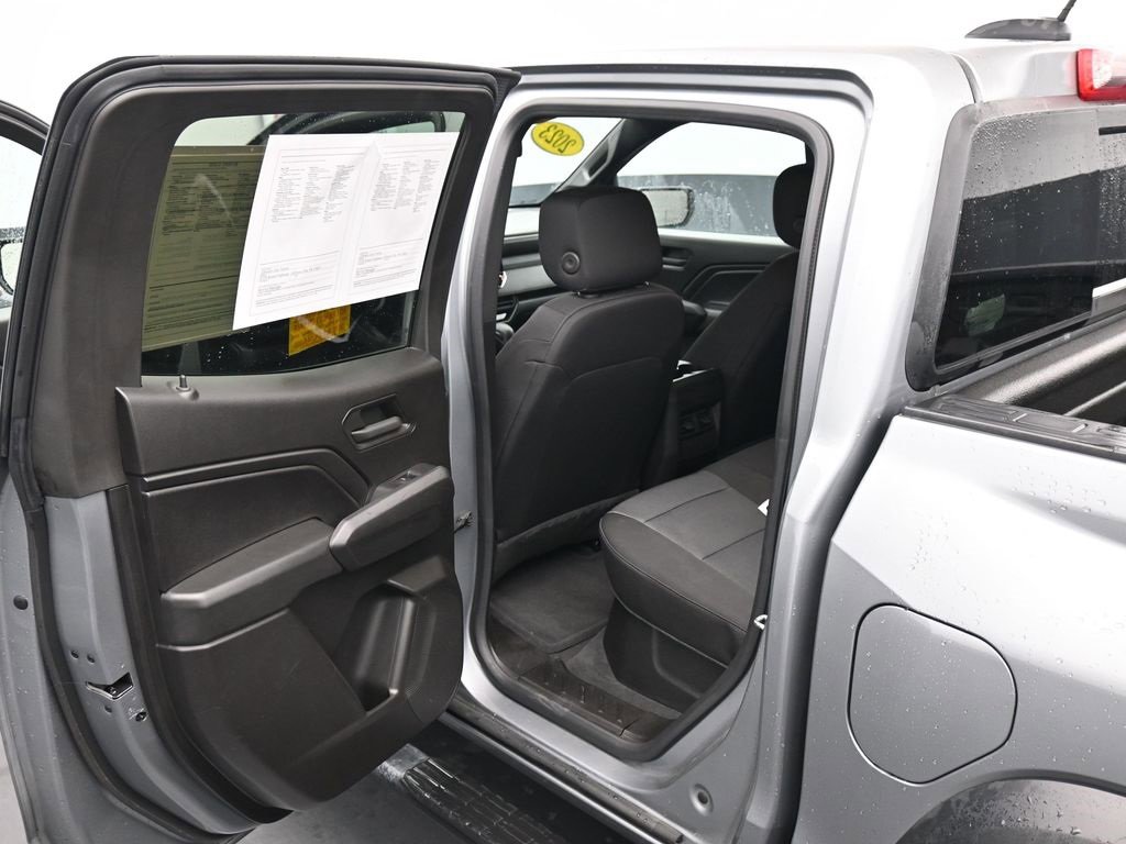 Used 2023 Chevrolet Colorado Trail Boss w/ Technology Package image 17