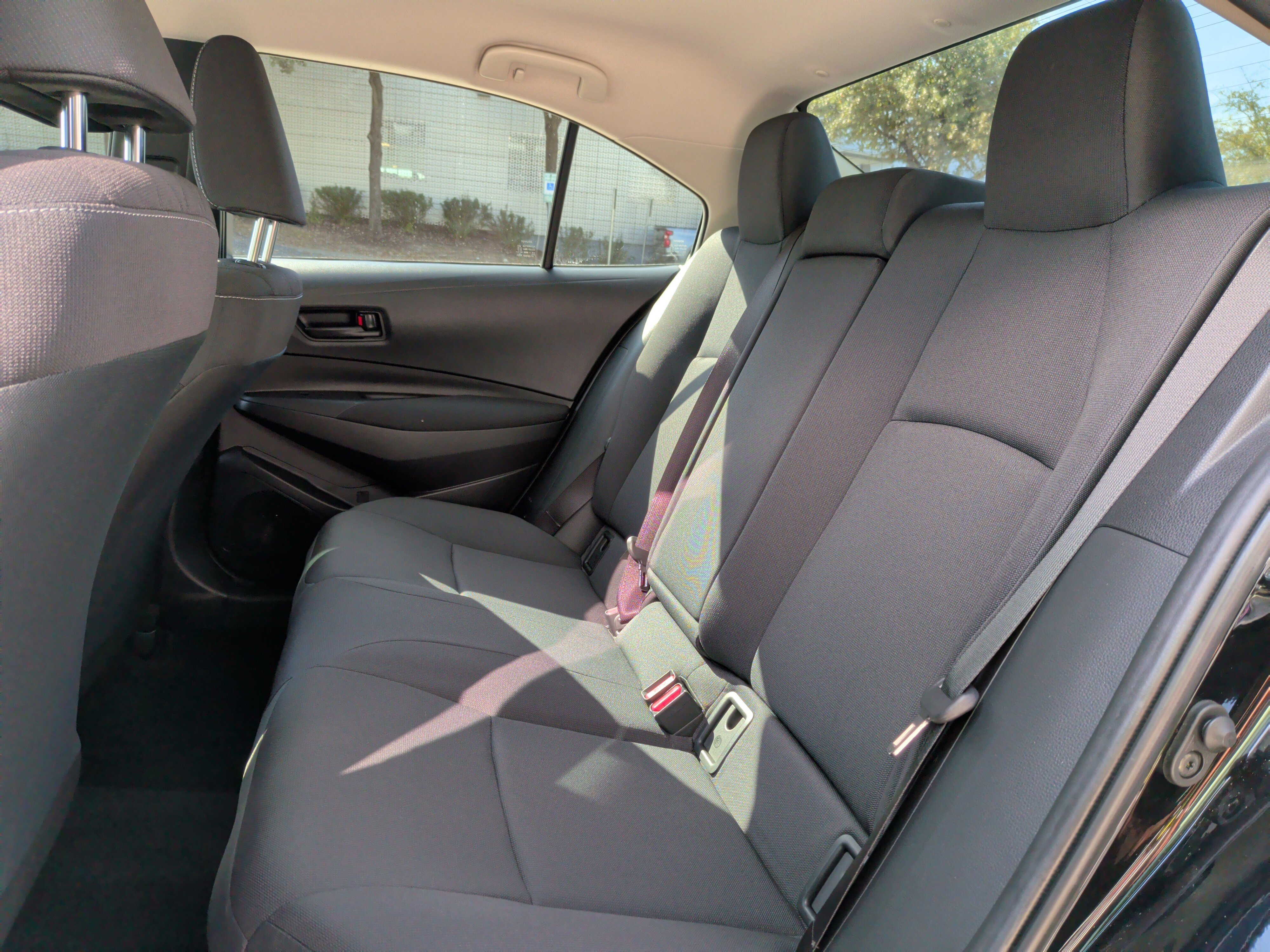 Used 2023 Toyota Corolla LE image 28