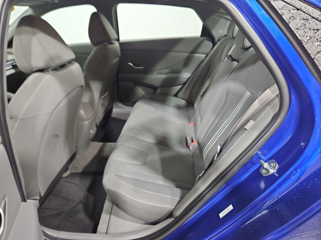 Certified 2024 Hyundai Elantra SEL w/ Convenience Package FWD image 27