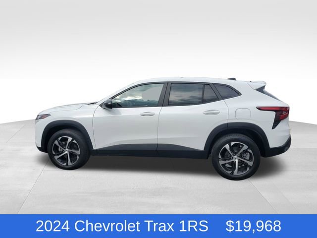Certified 2024 Chevrolet Trax RS w/ Driver Confidence Package FWD image 2