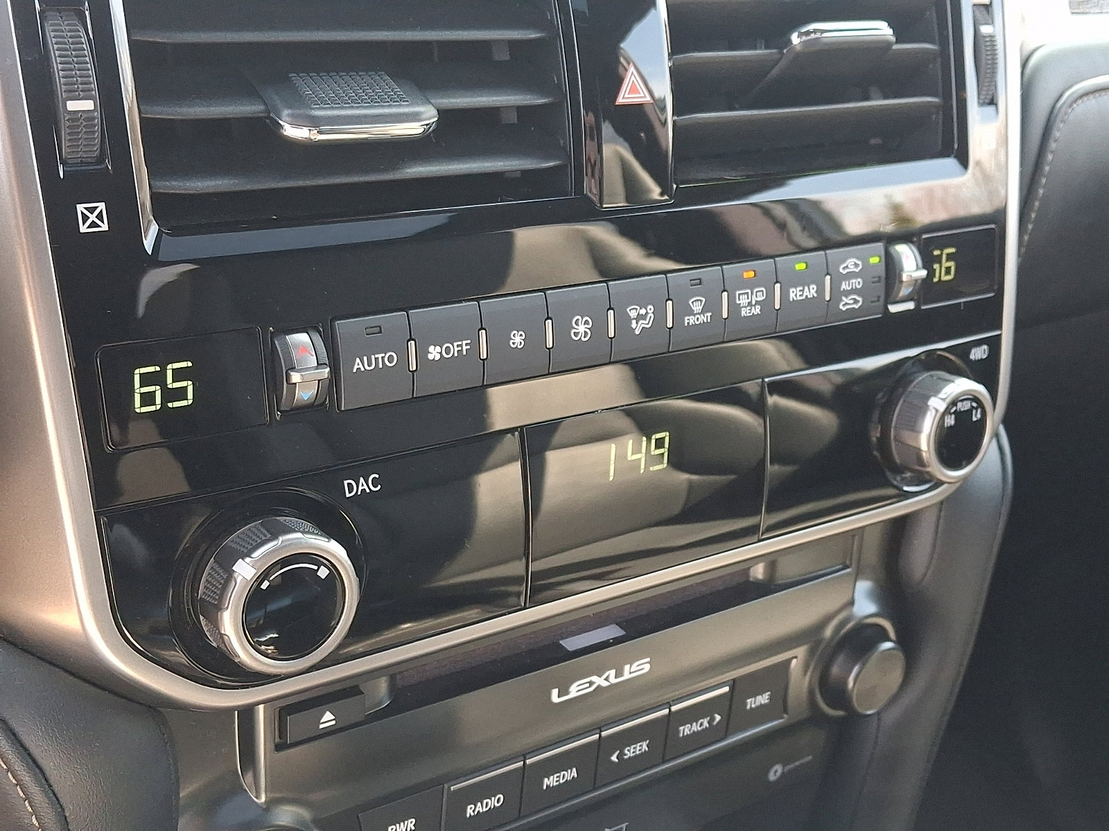 Certified 2022 Lexus GX 460 Premium w/ Premium Plus Package image 17