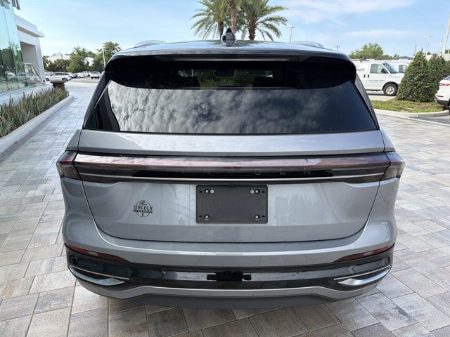 Certified 2024 Lincoln Nautilus Reserve w/ Equipment Group 202A AWD/4WD image 3