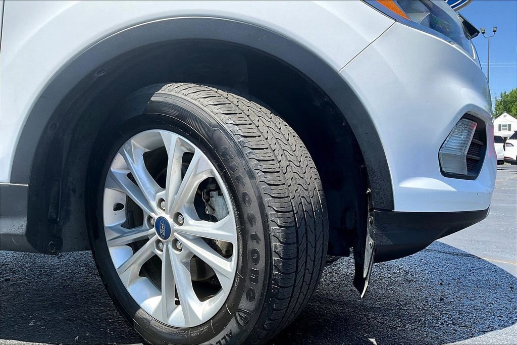 Used 2019 Ford Escape SE FWD image 7