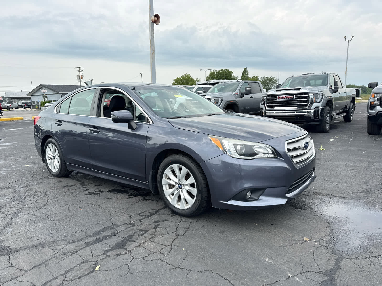 Used 2016 Subaru Legacy 2.5i Premium AWD/4WD image 7