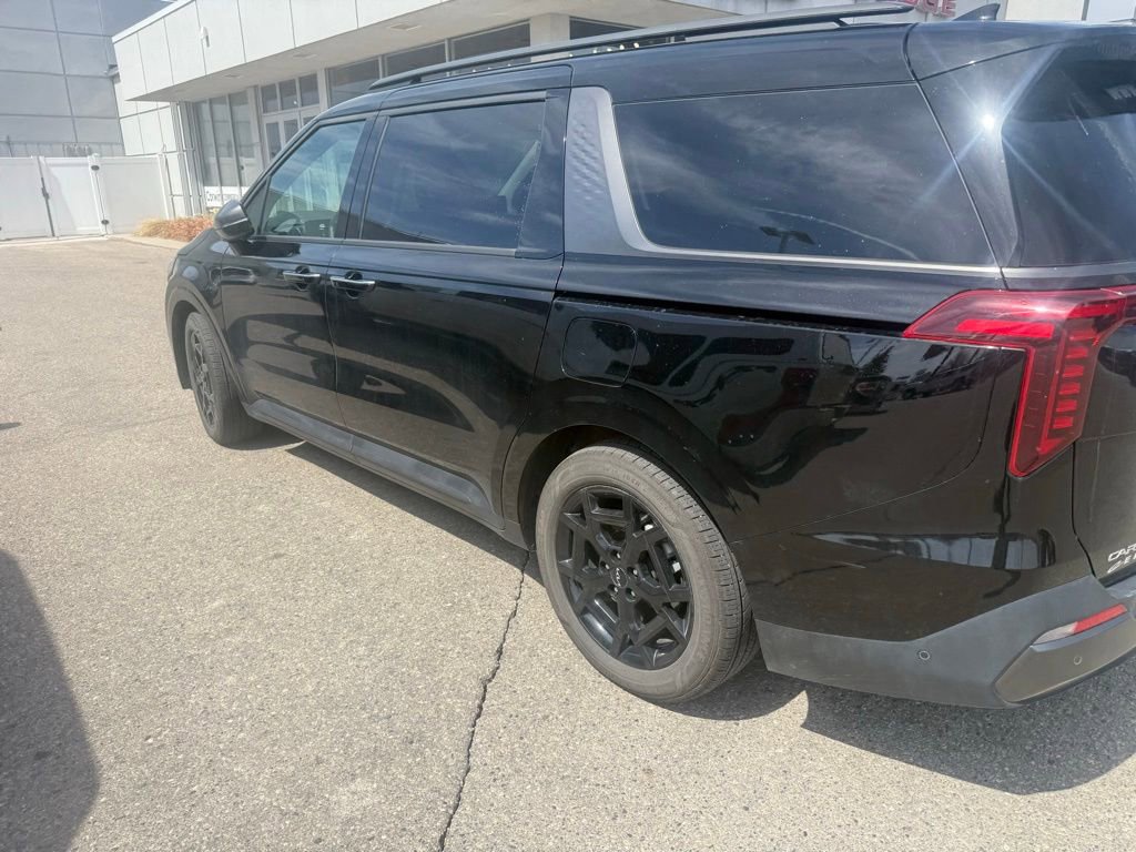 Used 2025 Kia Carnival SX Prestige FWD image 6