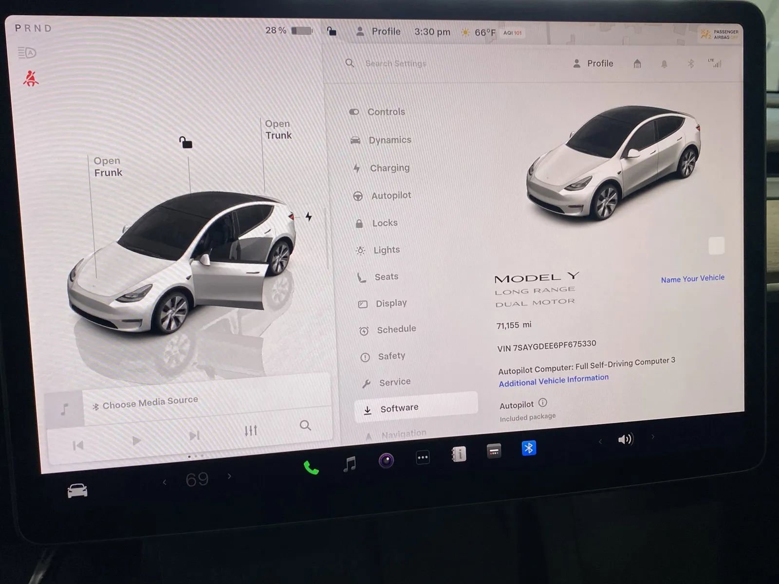 Used 2023 Tesla Model Y Long Range image 13