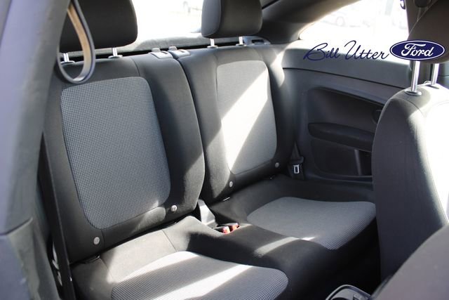 Used 2019 Volkswagen Beetle 2.0T S image 12