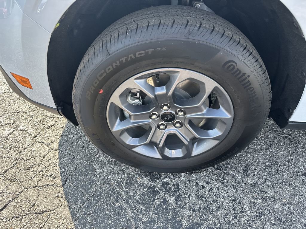 New 2025 Ford Maverick XLT w/ XLT Luxury Package image 9