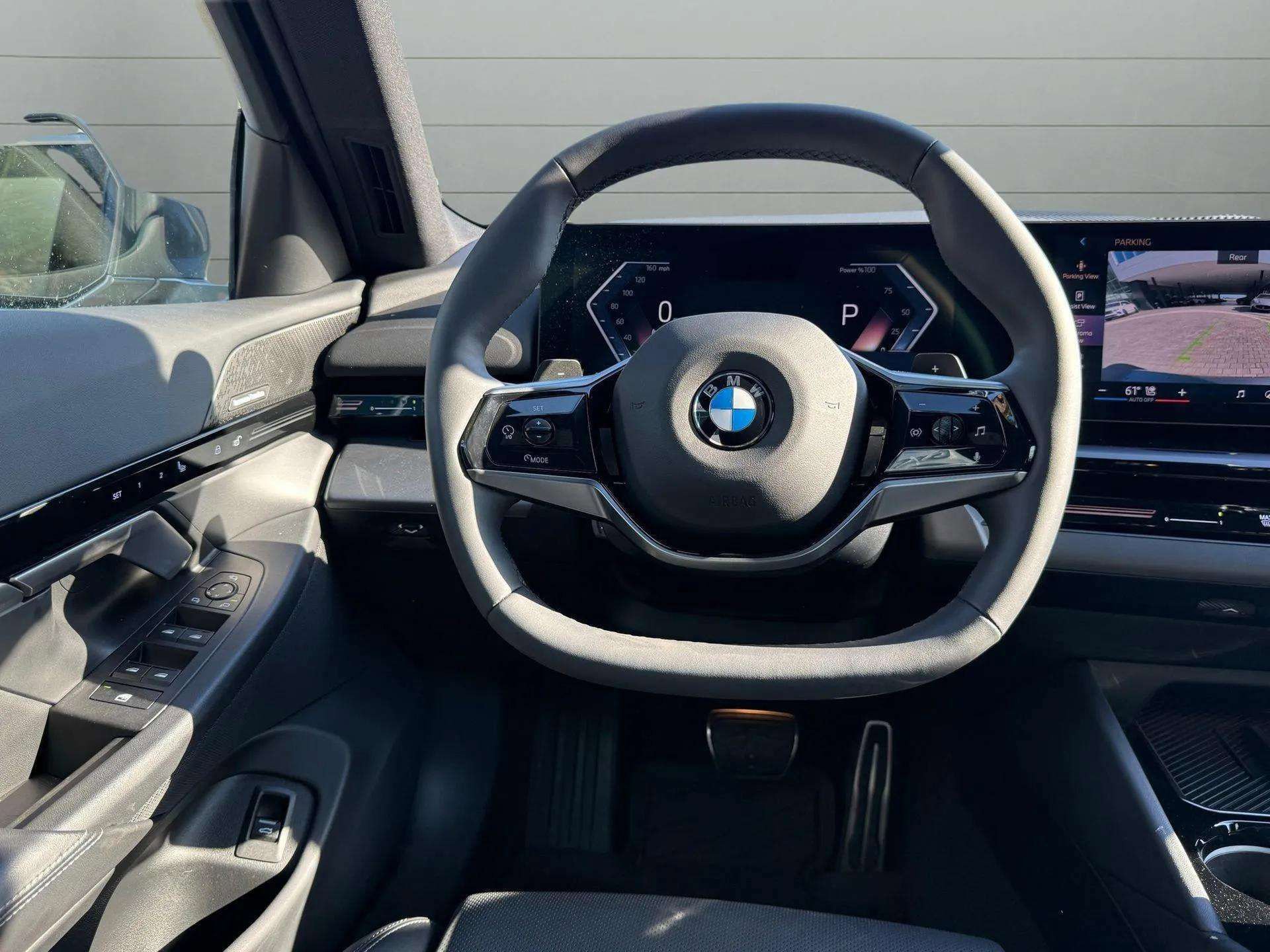 Used 2024 BMW 530i xDrive w/ Premium Package image 37