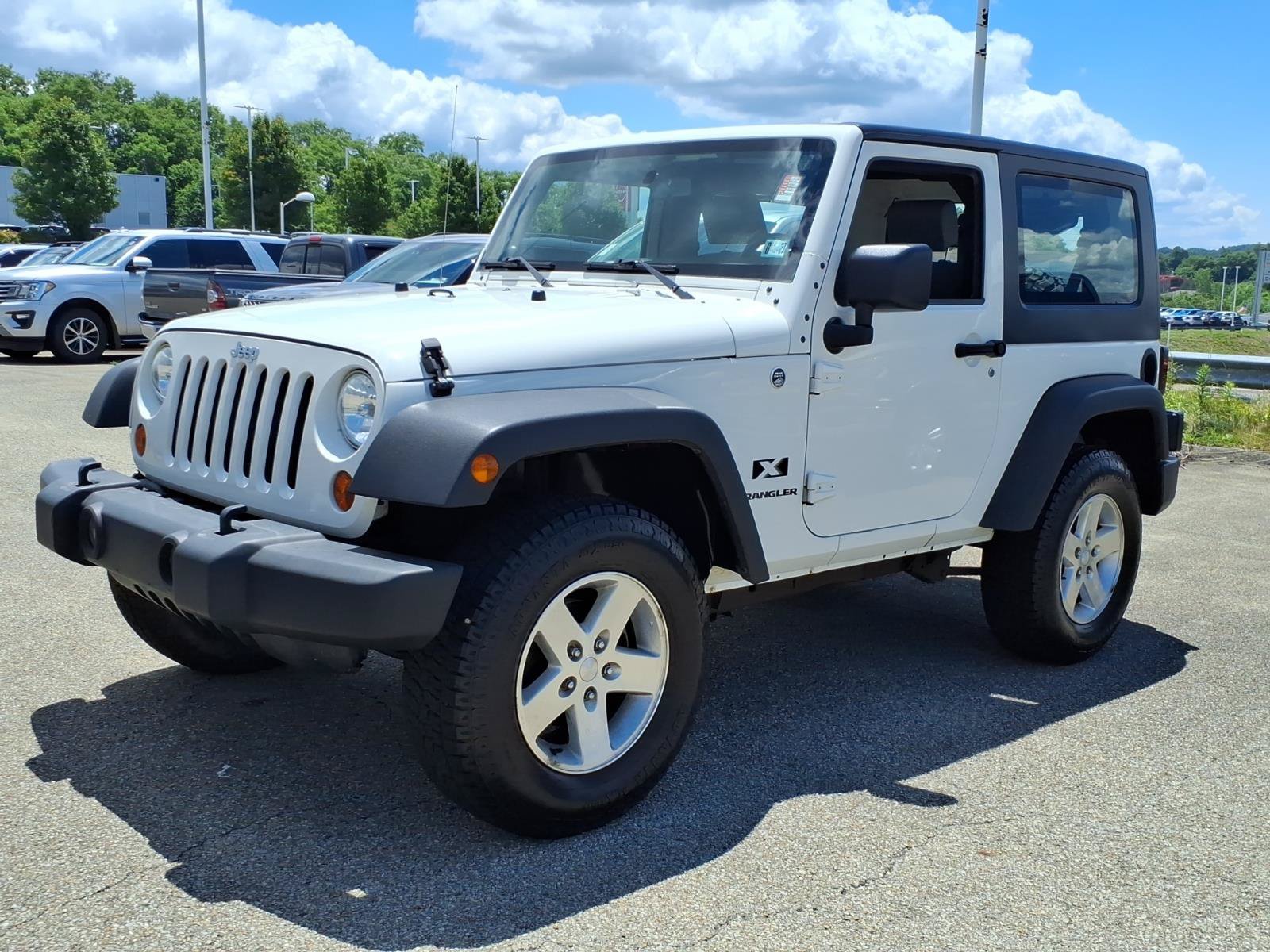Used 2009 Jeep Wrangler X AWD/4WD image 3