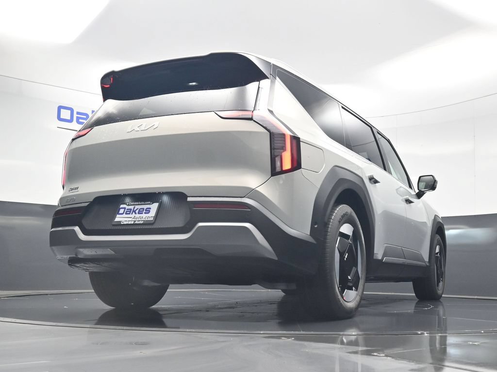 New 2026 Kia EV9 Wind AWD/4WD image 47