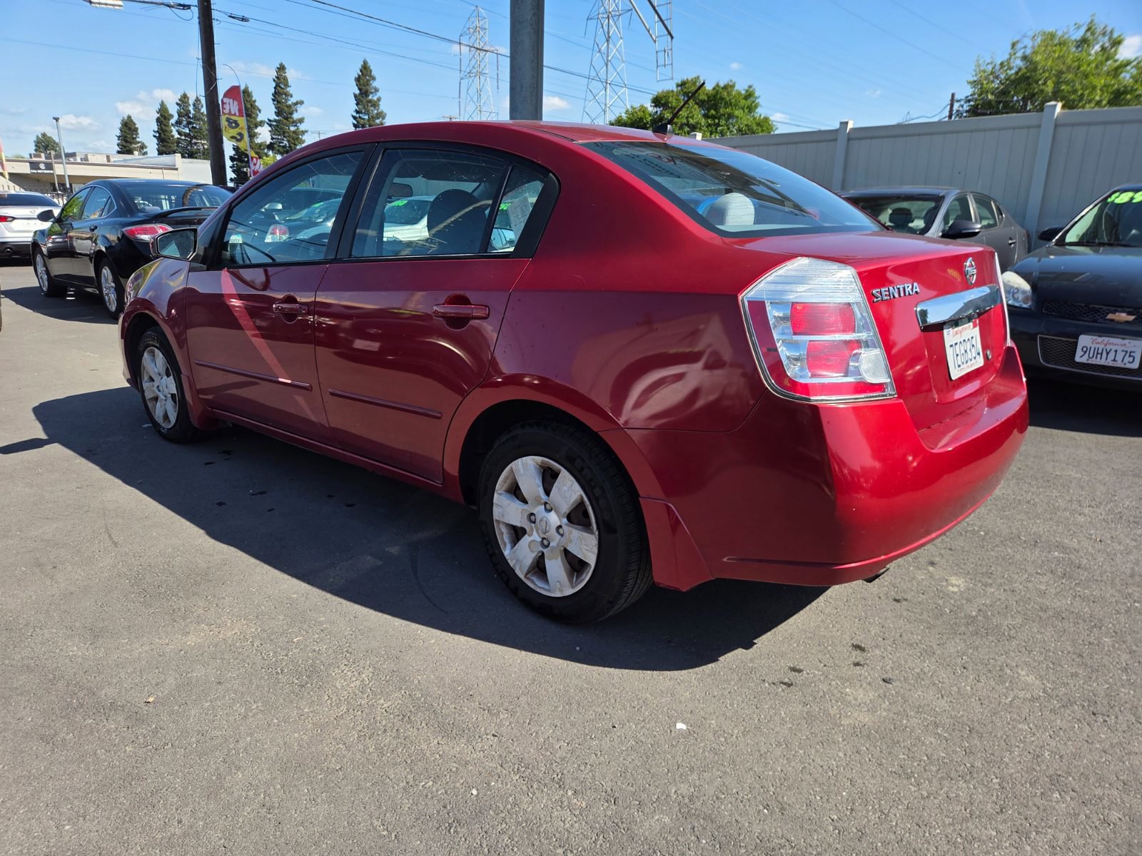 Used 2010 Nissan Sentra 2.0 FWD image 2