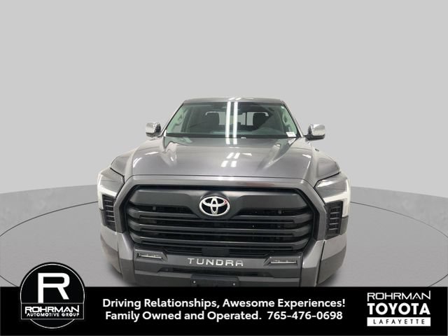 Used 2022 Toyota Tundra SR5 w/ SR5 Convenience Package AWD/4WD image 10