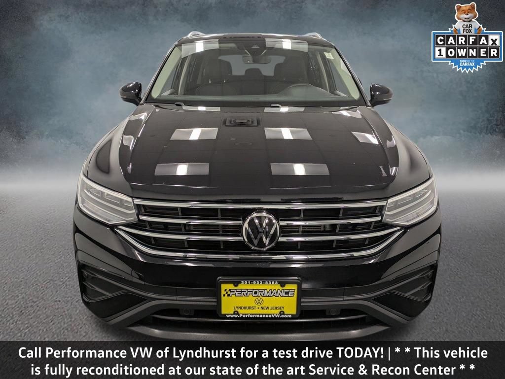 Used 2022 Volkswagen Tiguan SE AWD/4WD image 2