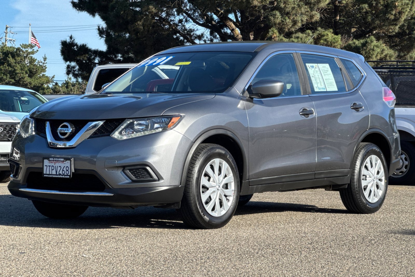 Used 2016 Nissan Rogue S FWD image 10
