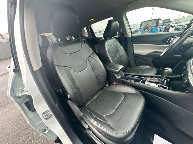 Certified 2022 Jeep Compass Limited image 25