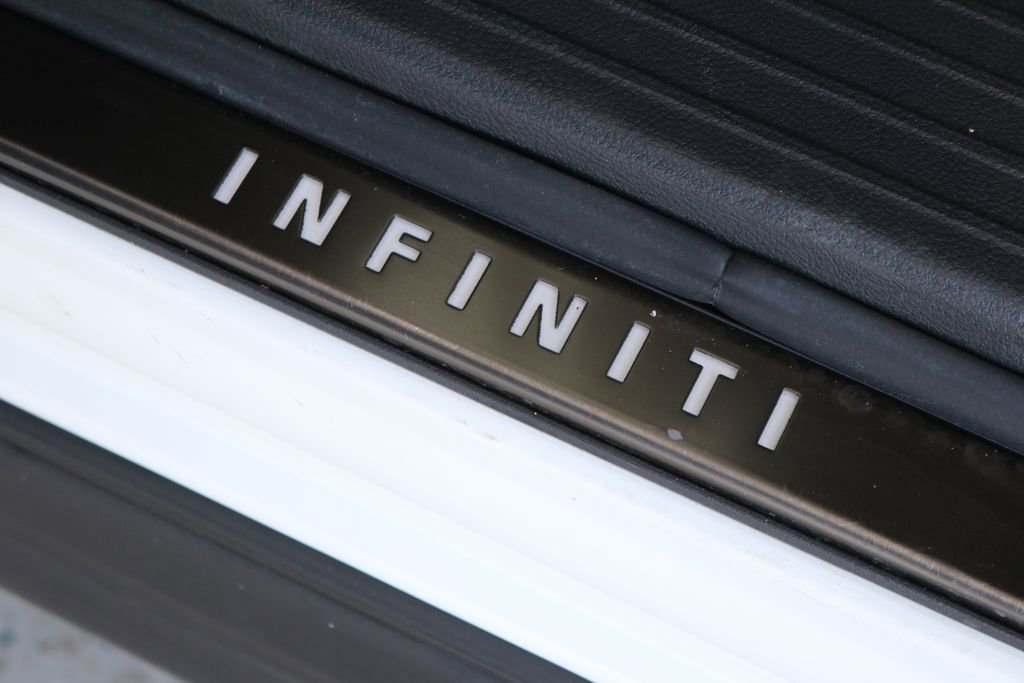 Certified 2025 INFINITI QX60 Luxe w/ Black Edition image 15