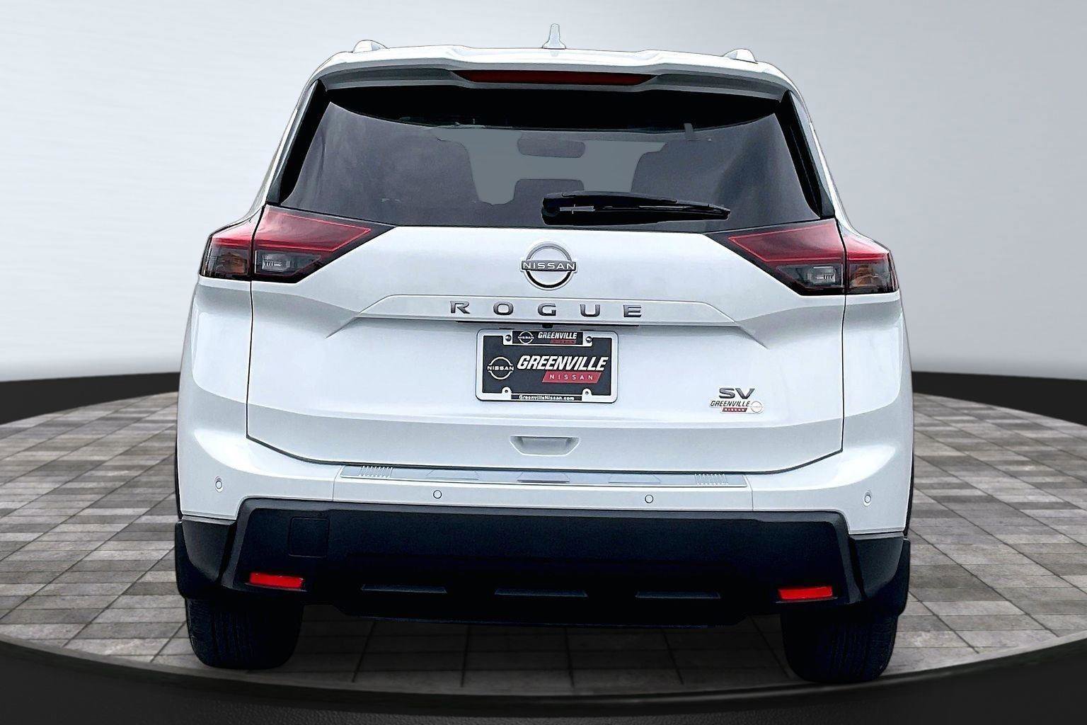 Certified 2024 Nissan Rogue SV w/ SV Premium Package FWD image 5