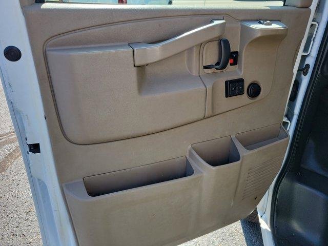 Used 2017 Chevrolet Express 2500 image 16
