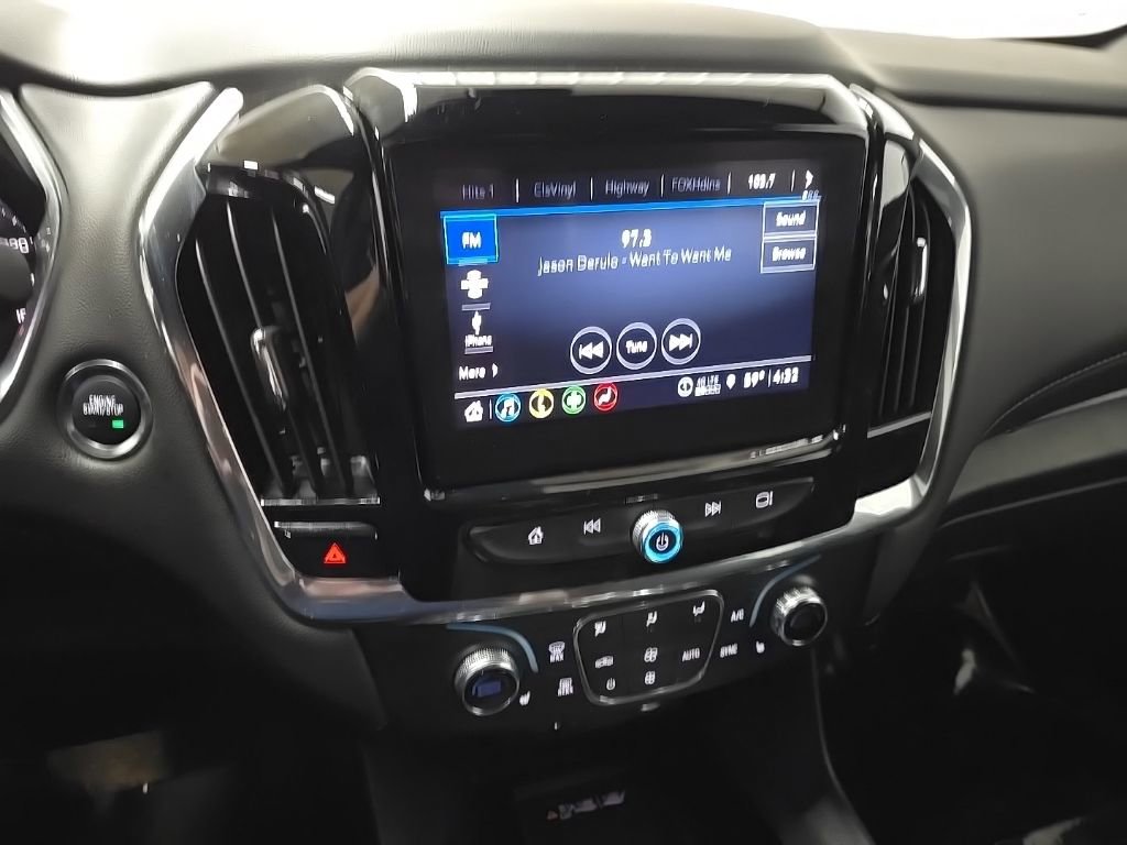 Used 2023 Chevrolet Traverse LT image 24