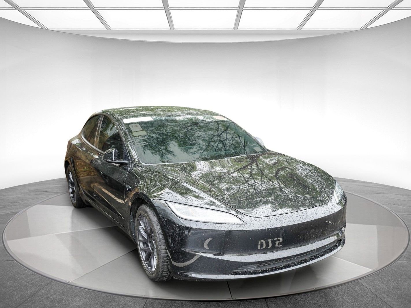 Used 2024 Tesla Model 3 Standard Range RWD image 2