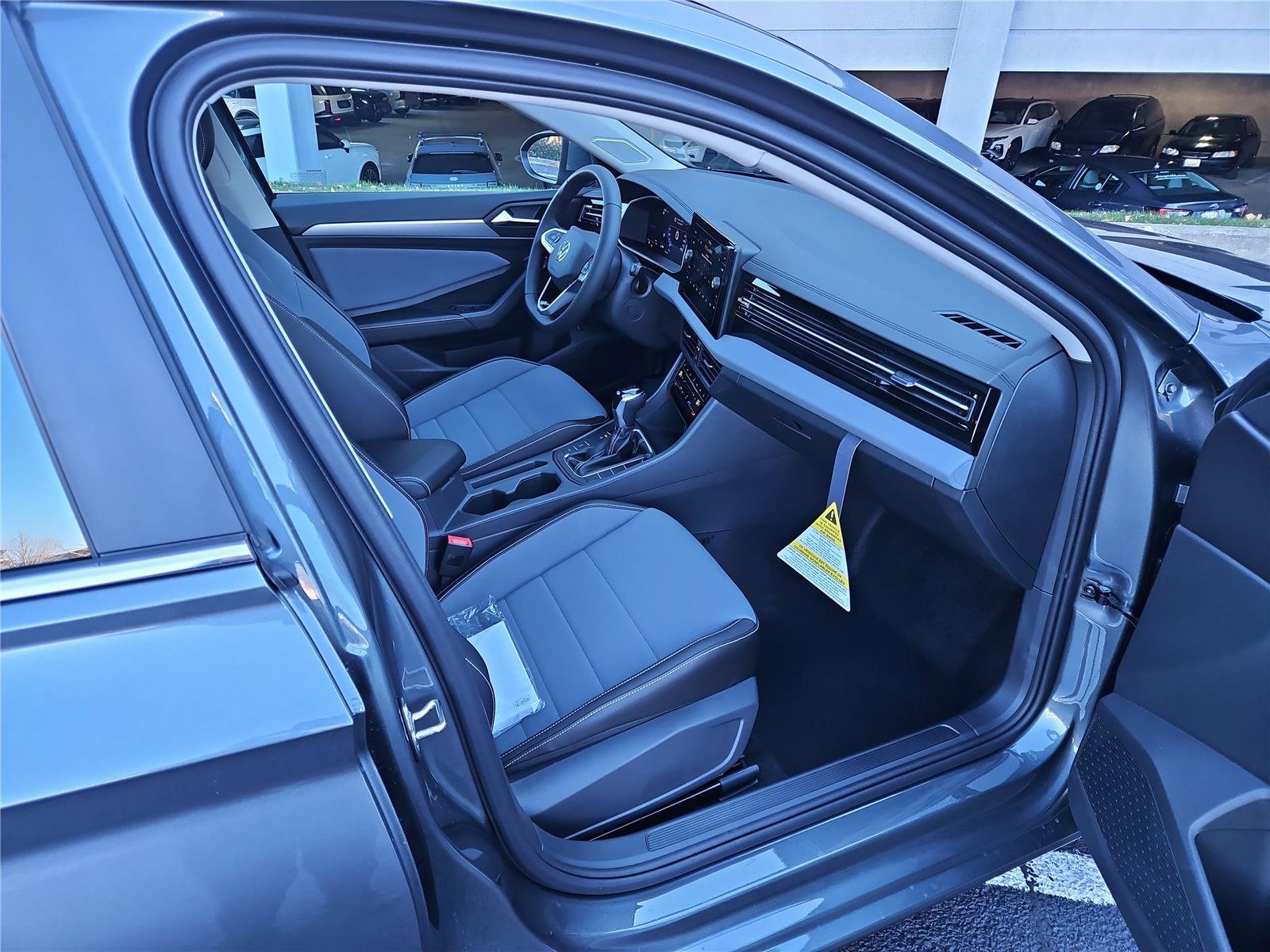 New 2026 Volkswagen Jetta SE image 28