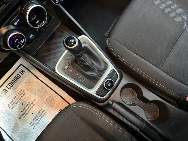 Certified 2023 Hyundai Venue SEL w/ Cargo Package image 33