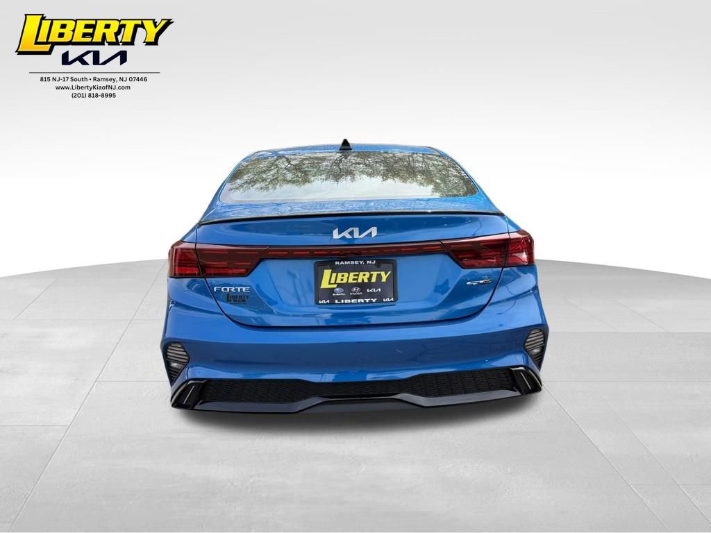 Used 2023 Kia Forte GT-Line w/ GT-Line Premium Package FWD image 6