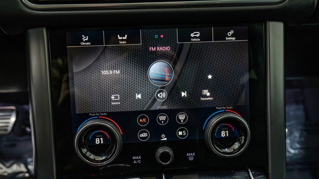 Used 2021 Land Rover Range Rover Autobiography Fifty Edition image 50