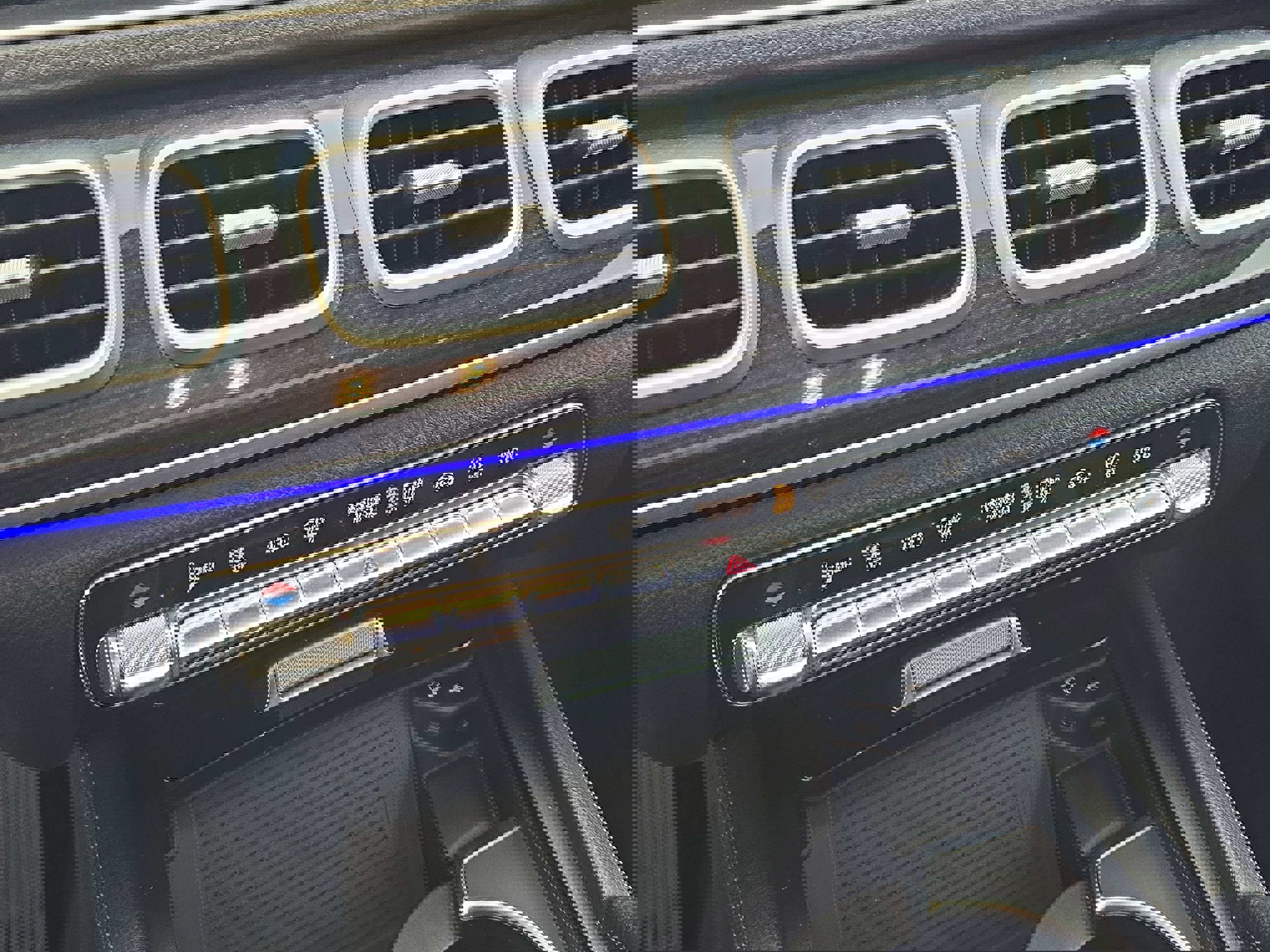 Used 2020 Mercedes-Benz GLE 350 GLE 350 w/ Premium Package image 23