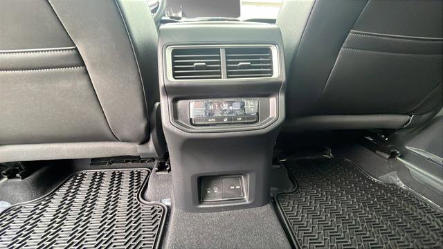 New 2026 Volkswagen Atlas SE AWD/4WD image 24