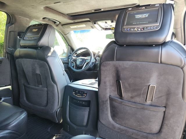 Used 2019 Cadillac Escalade Platinum image 21