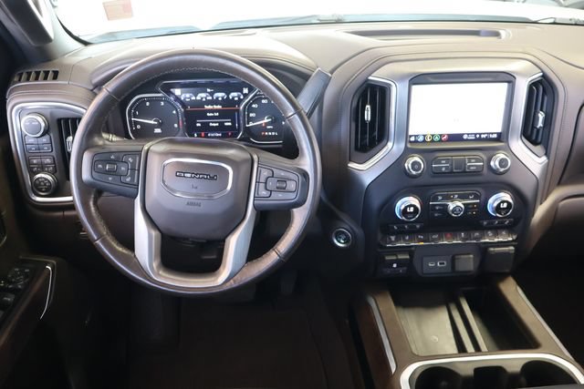 Used 2022 GMC Sierra 3500 Denali AWD/4WD image 19
