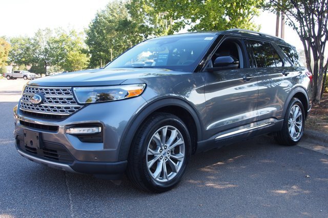 Certified 2021 Ford Explorer Limited w/ Equipment Group 301A RWD image 3