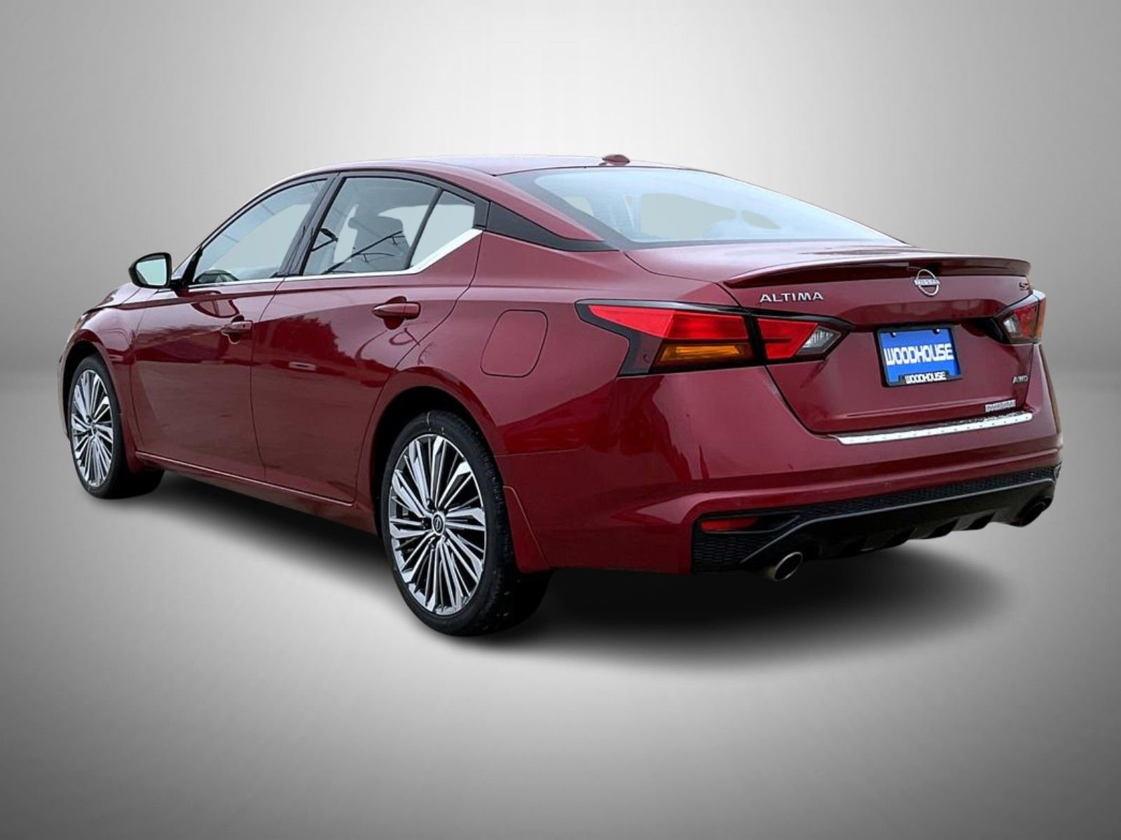 Used 2023 Nissan Altima 2.5 SR w/ SR Premium Package AWD/4WD image 7