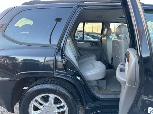 Used 2006 GMC Envoy Denali AWD/4WD image 16