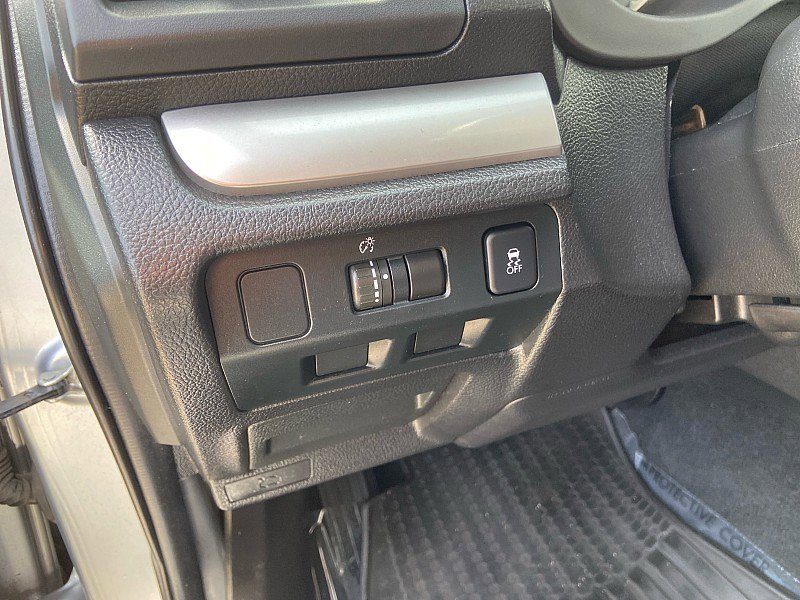Used 2015 Subaru Forester 2.5i Premium w/ All-Weather Package image 11