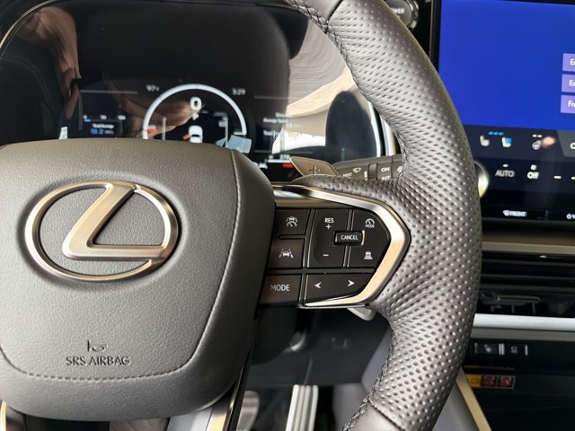 Certified 2026 Lexus TX 500h AWD w/ Technology Package image 16