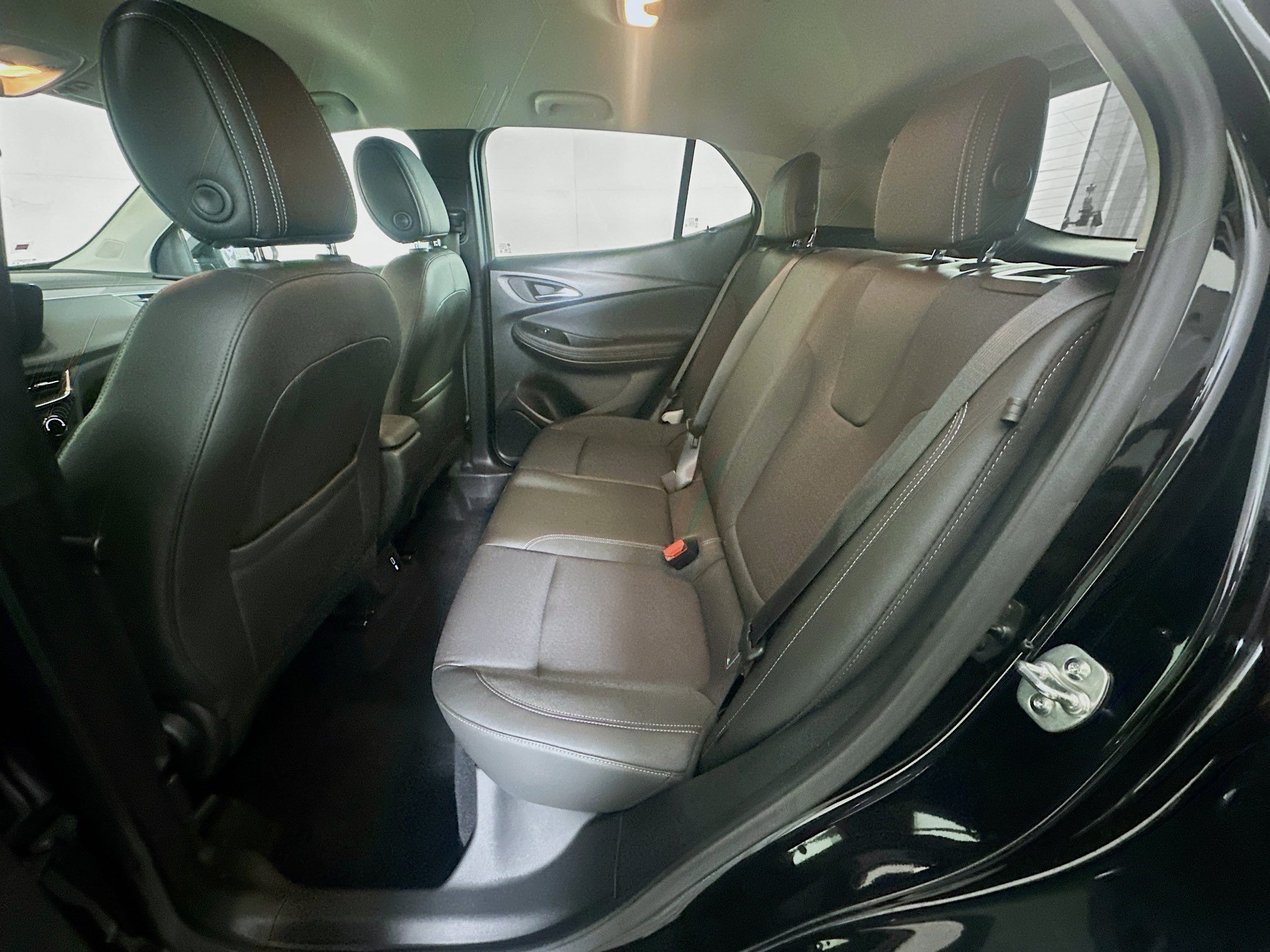 Used 2025 Buick Encore GX Preferred FWD image 29
