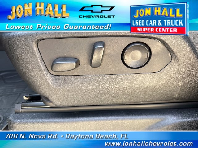 Used 2023 Chevrolet Tahoe Z71 w/ Luxury Package AWD/4WD image 14