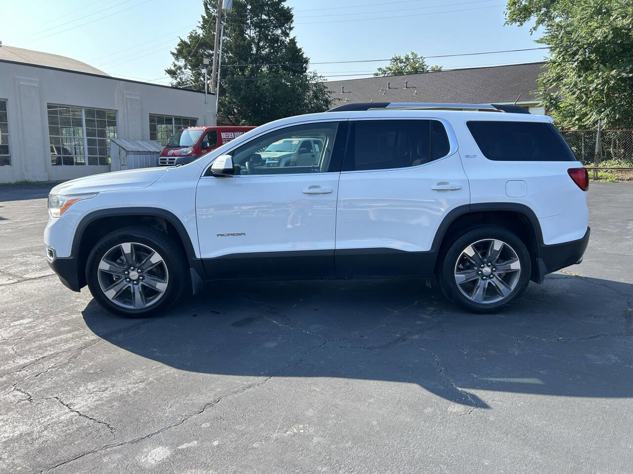 Used 2018 GMC Acadia SLT w/ LPO, Protection Package image 8