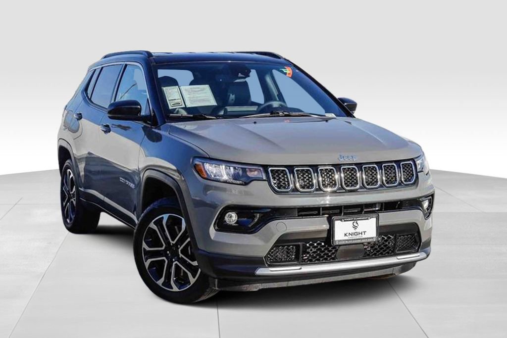 Used 2024 Jeep Compass Limited image 2