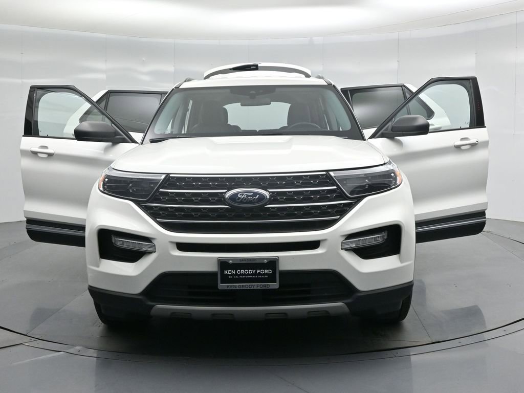 Certified 2021 Ford Explorer XLT RWD image 33